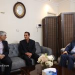 تصاویر| وزیر ورزش به خانه پیشکسوت عزادار رفت